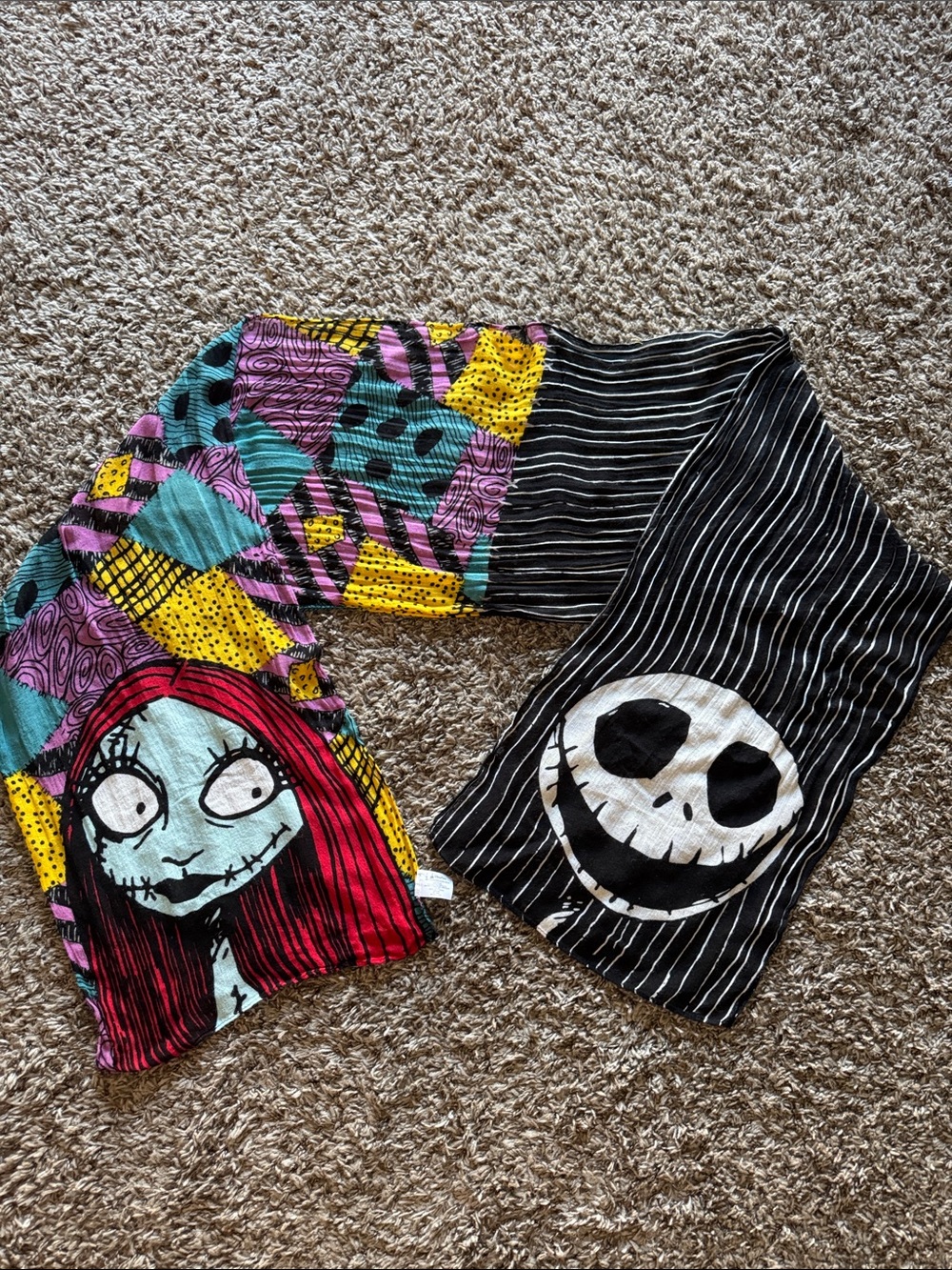 Nightmare Before Christmas Sally & Jack Skulls Scarf
